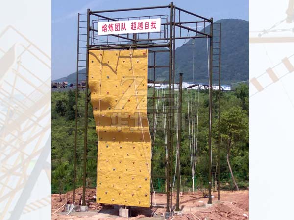 攀爬开云(中国)官方时怎样才能保护手关节不受伤害呢?